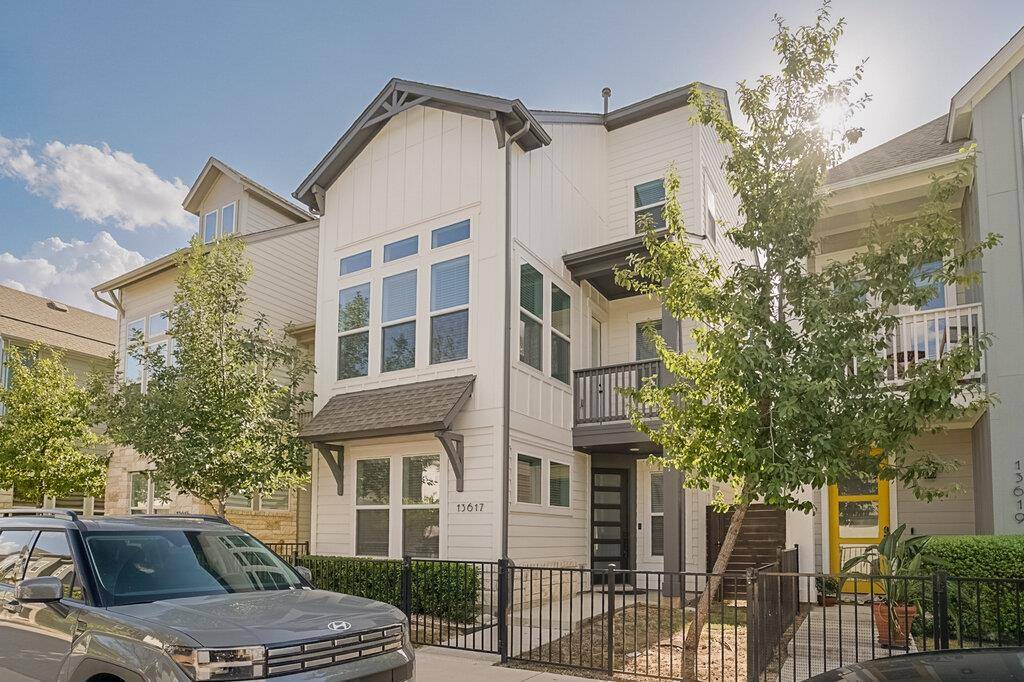 13617 Defiance PASS #136, Austin, TX 78717