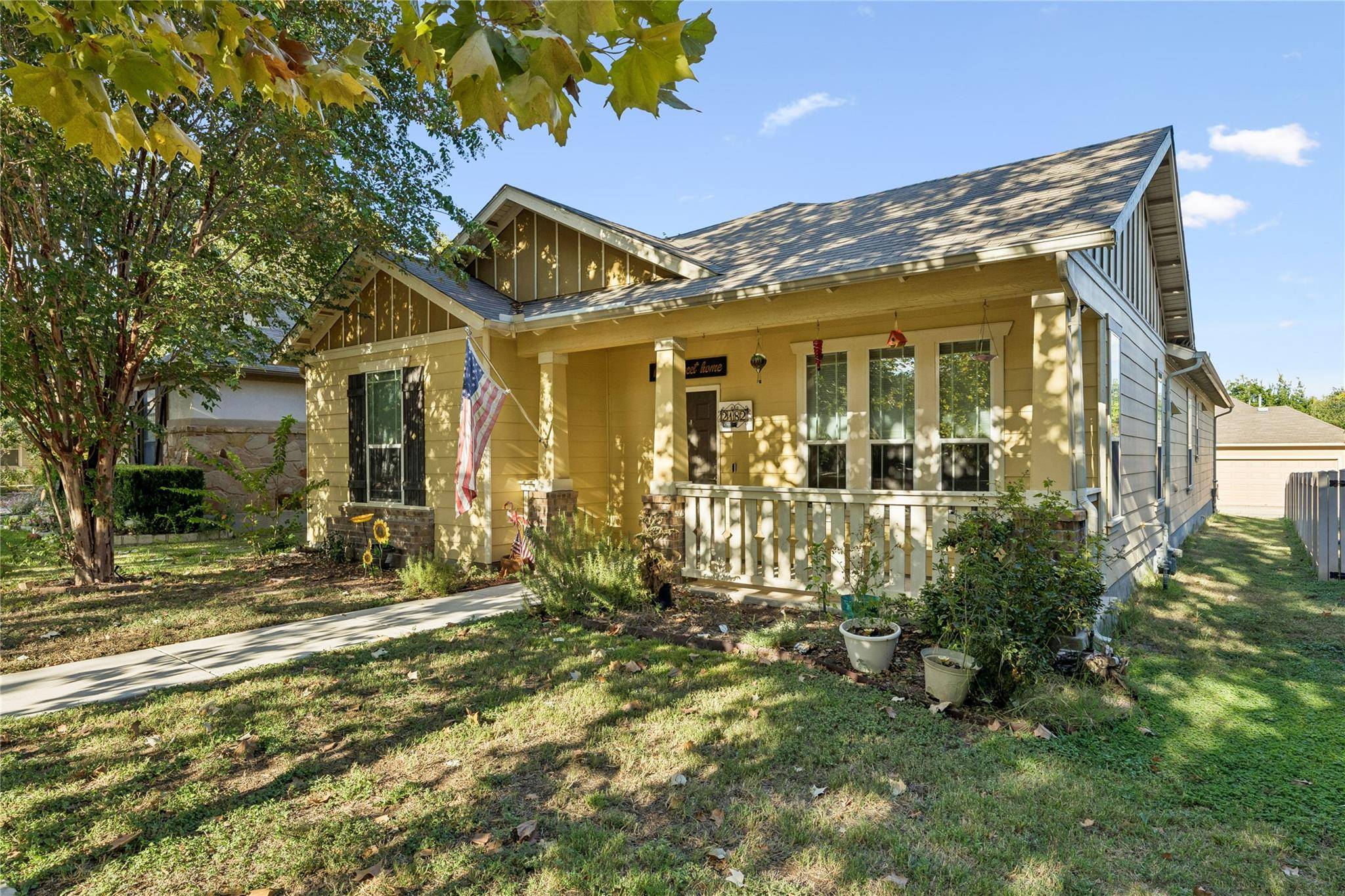 2182 Herzog, Kyle, TX 78640