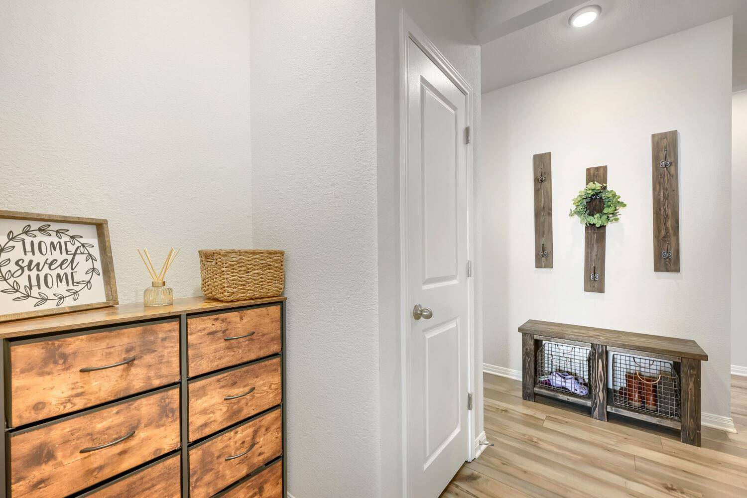 102 Contrada Grace LN, Hutto, TX 78634
