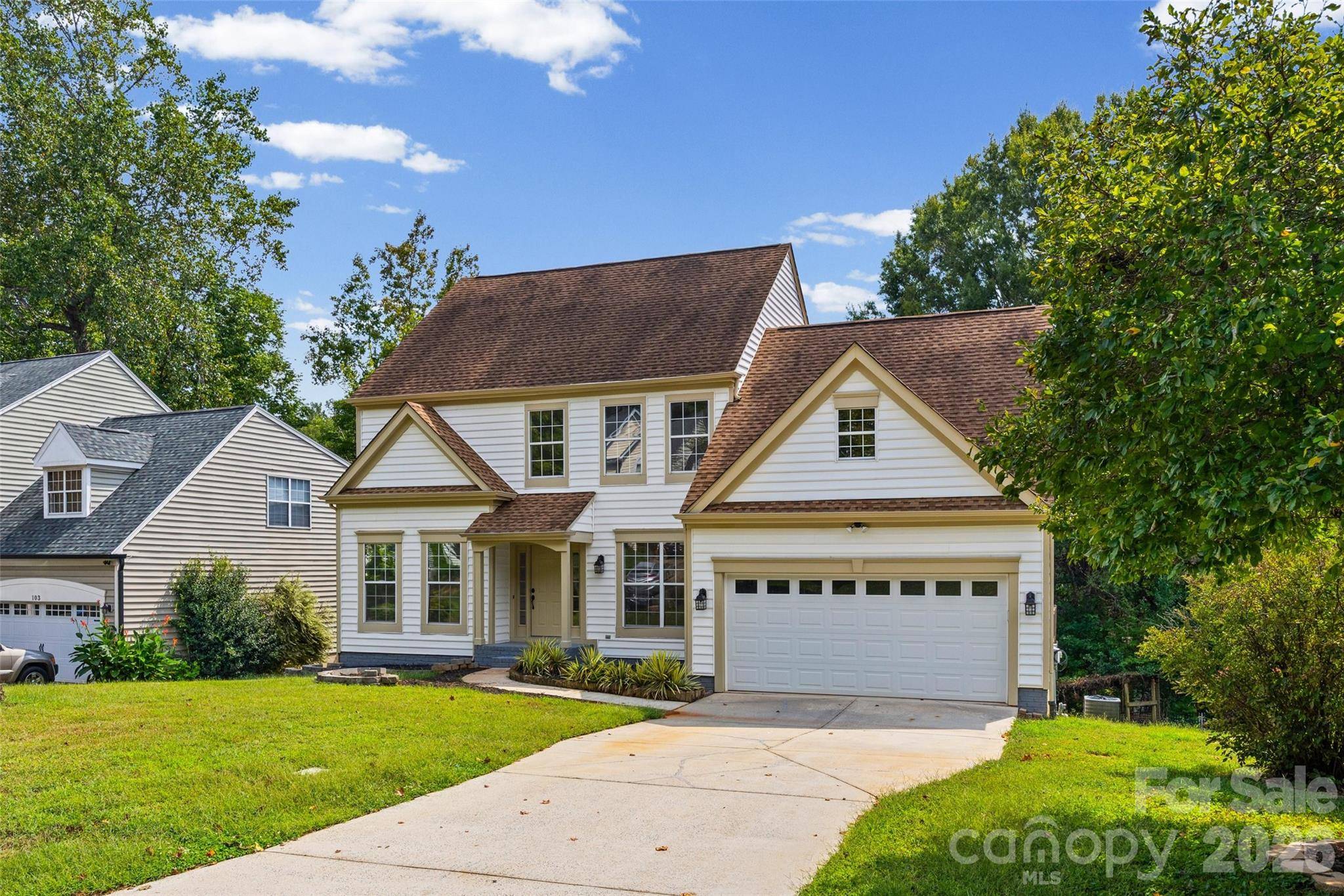 105 Lyman Oak CT, Fort Mill, SC 29715