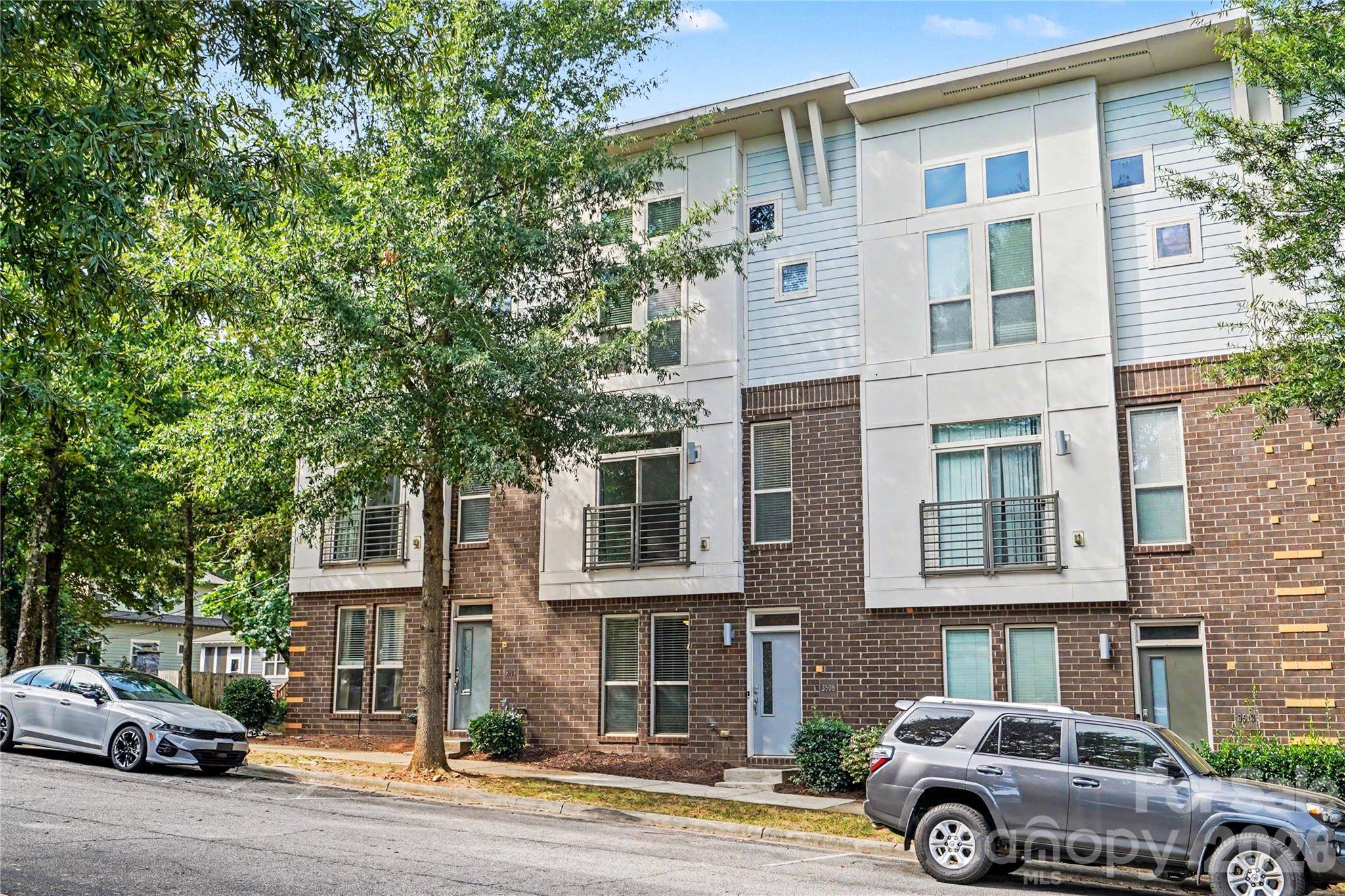 3509 Artists WAY, Charlotte, NC 28205