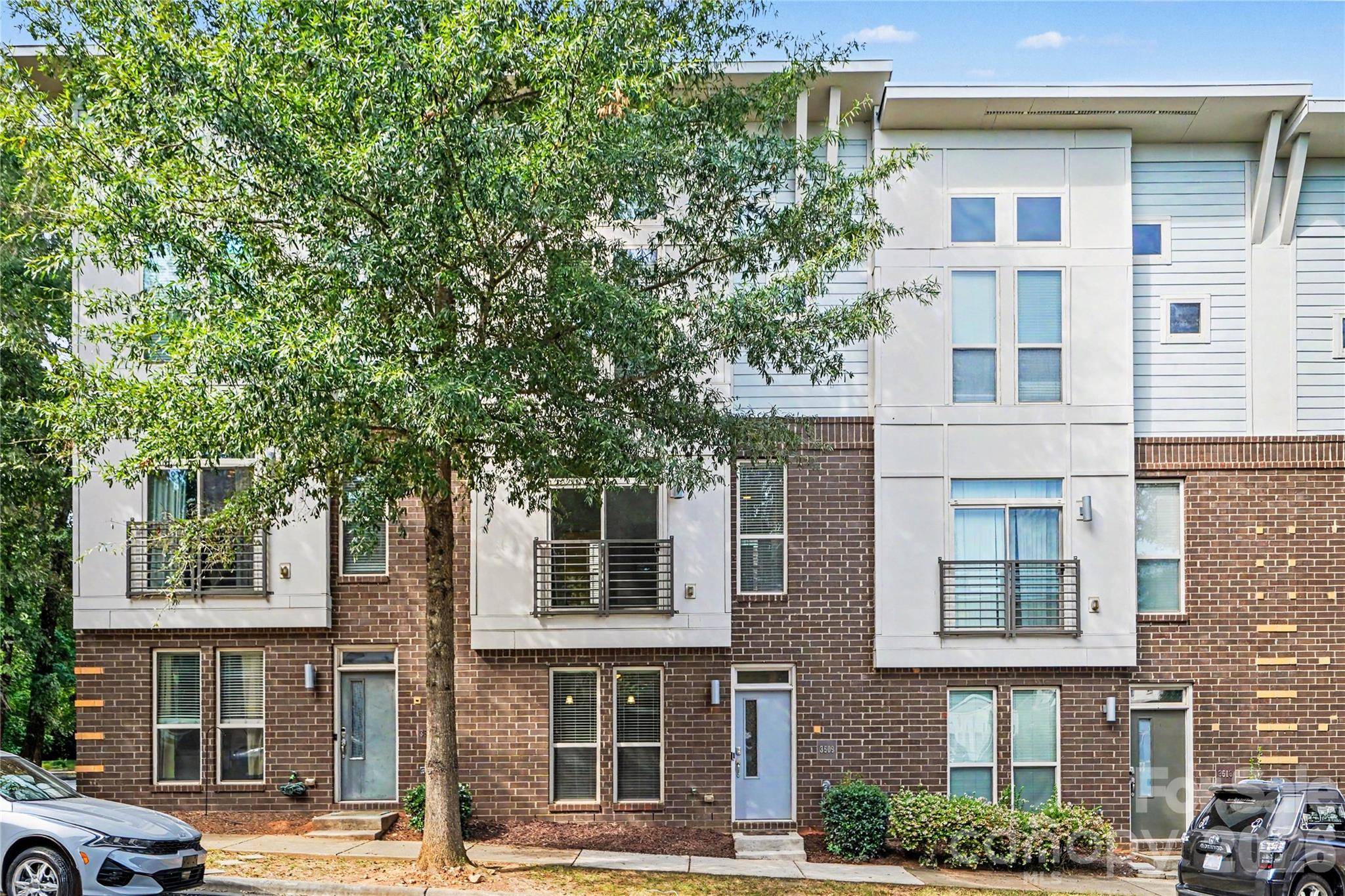 3509 Artists WAY, Charlotte, NC 28205