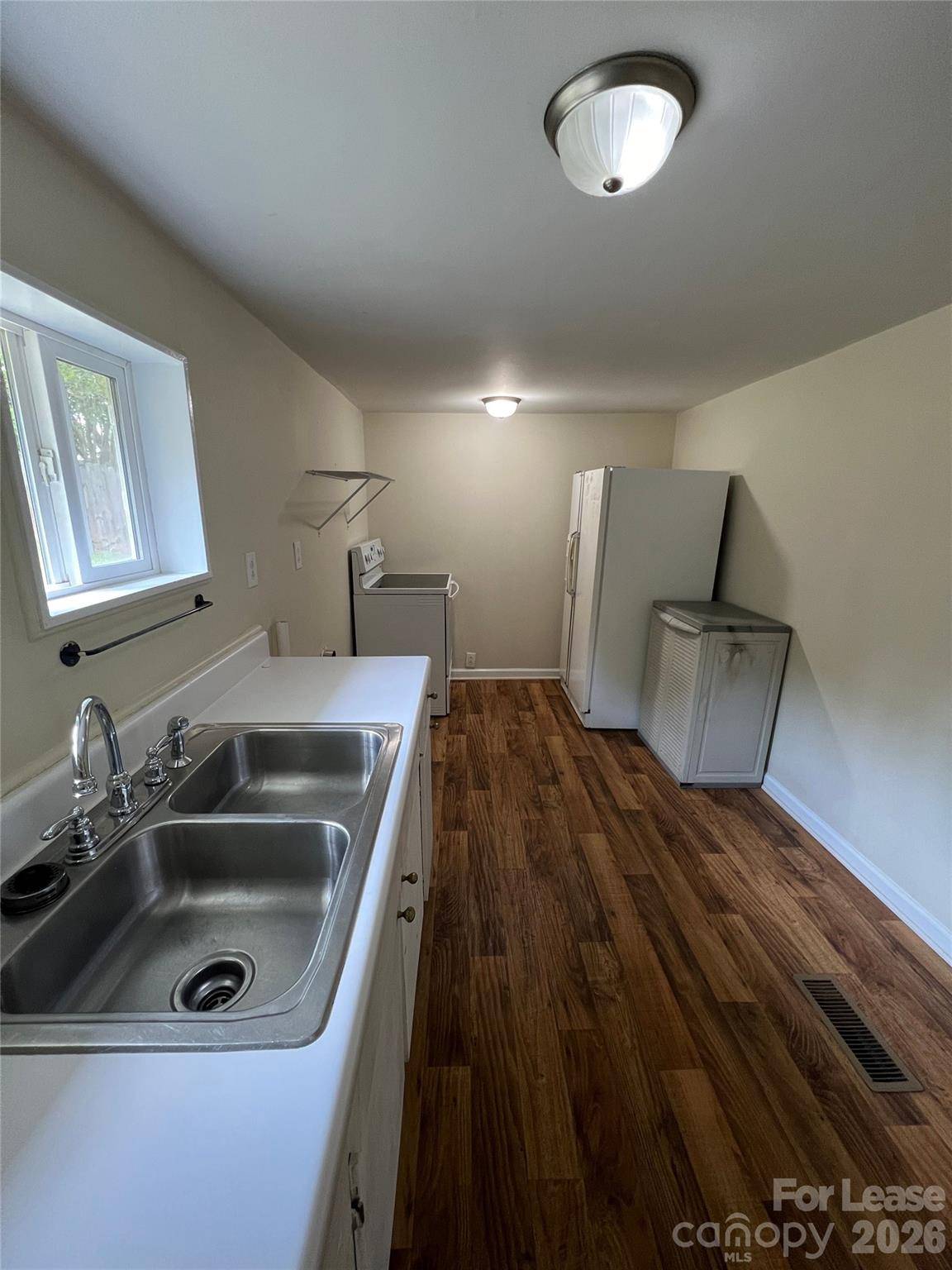 326 Mayflower AVE, Cramerton, NC 28032