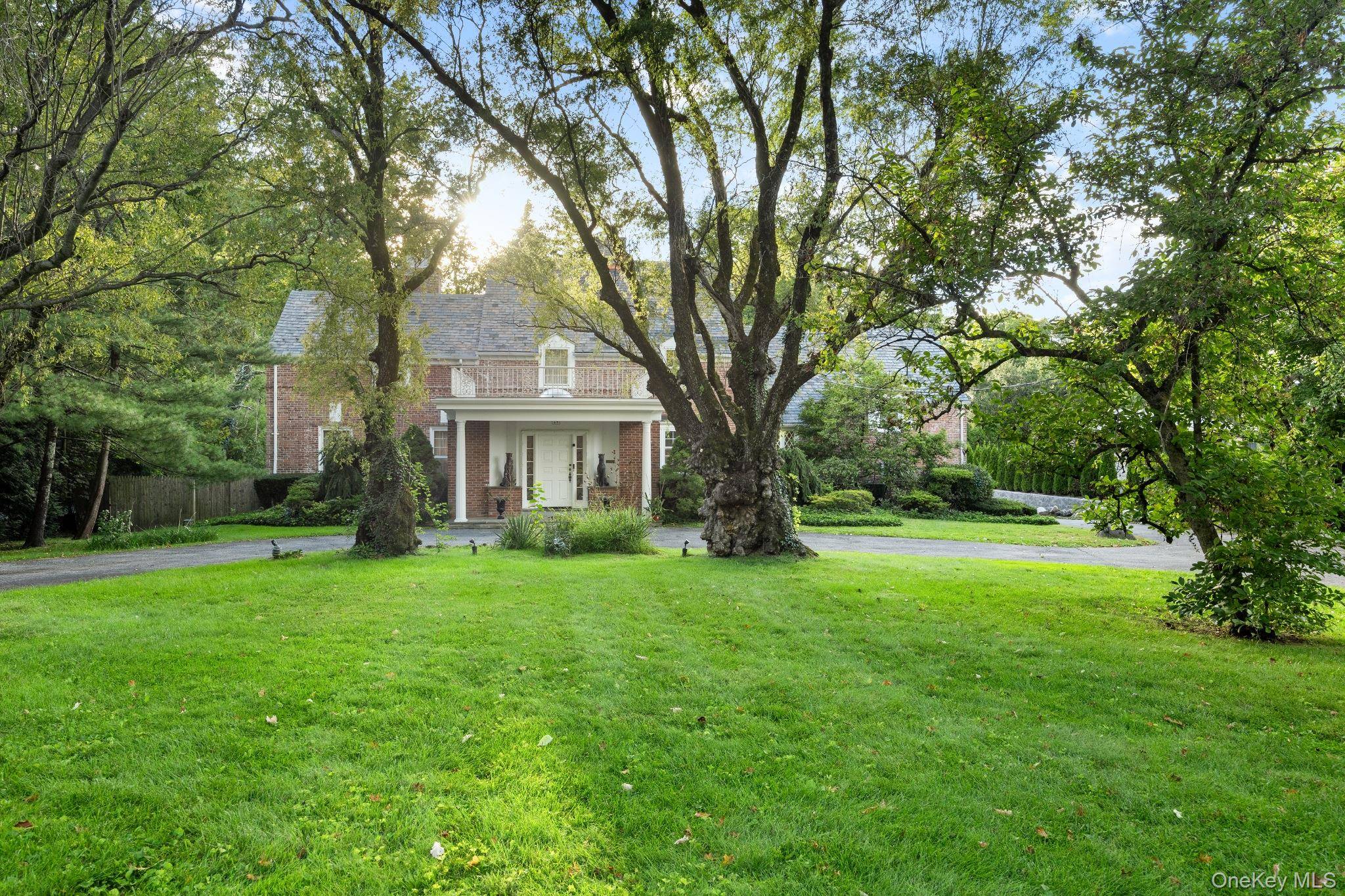 25 Morris LN, Scarsdale, NY 10583
