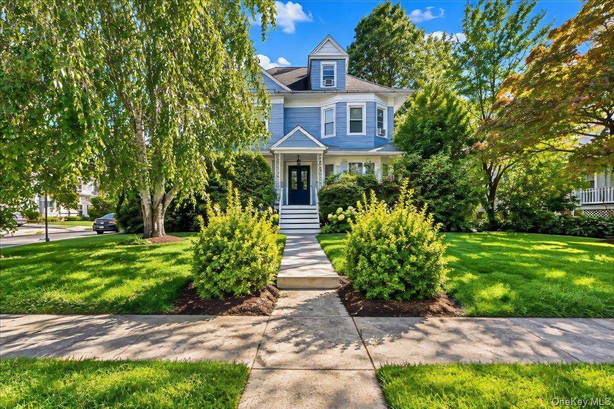 20 Edgewood PARK, New Rochelle, NY 10801