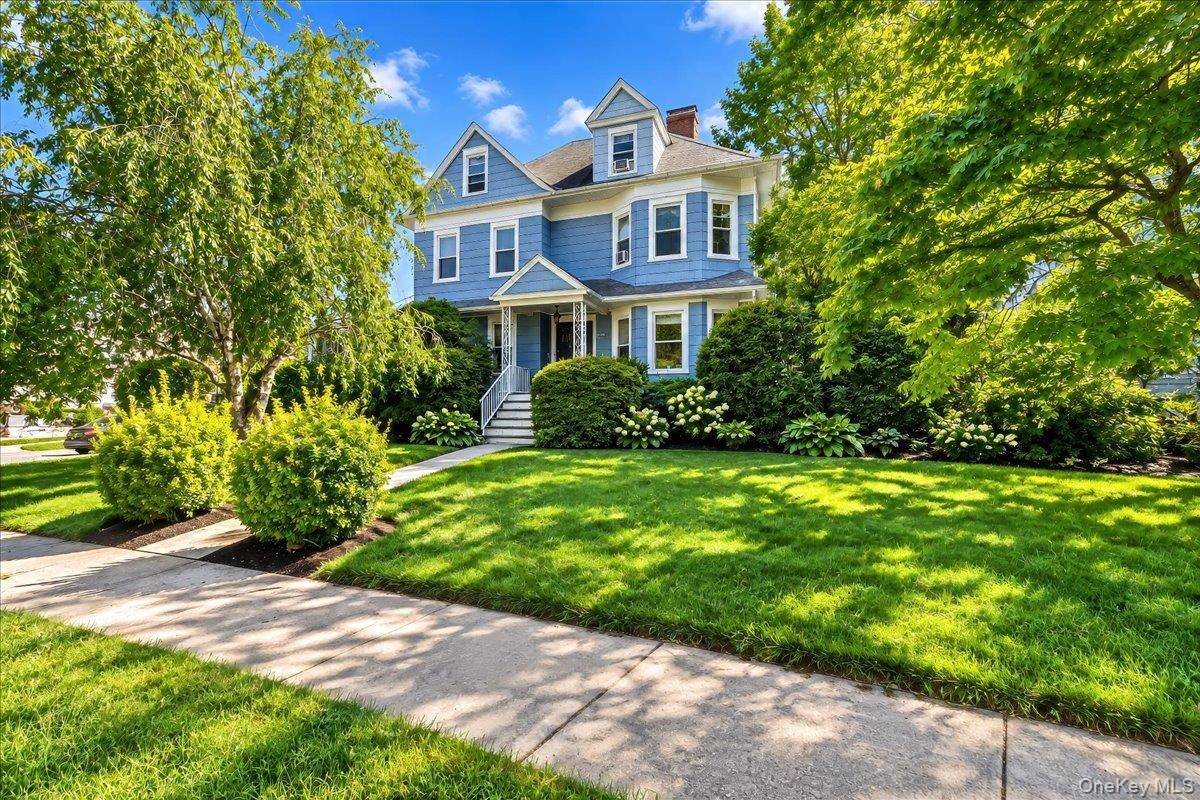 20 Edgewood PARK, New Rochelle, NY 10801