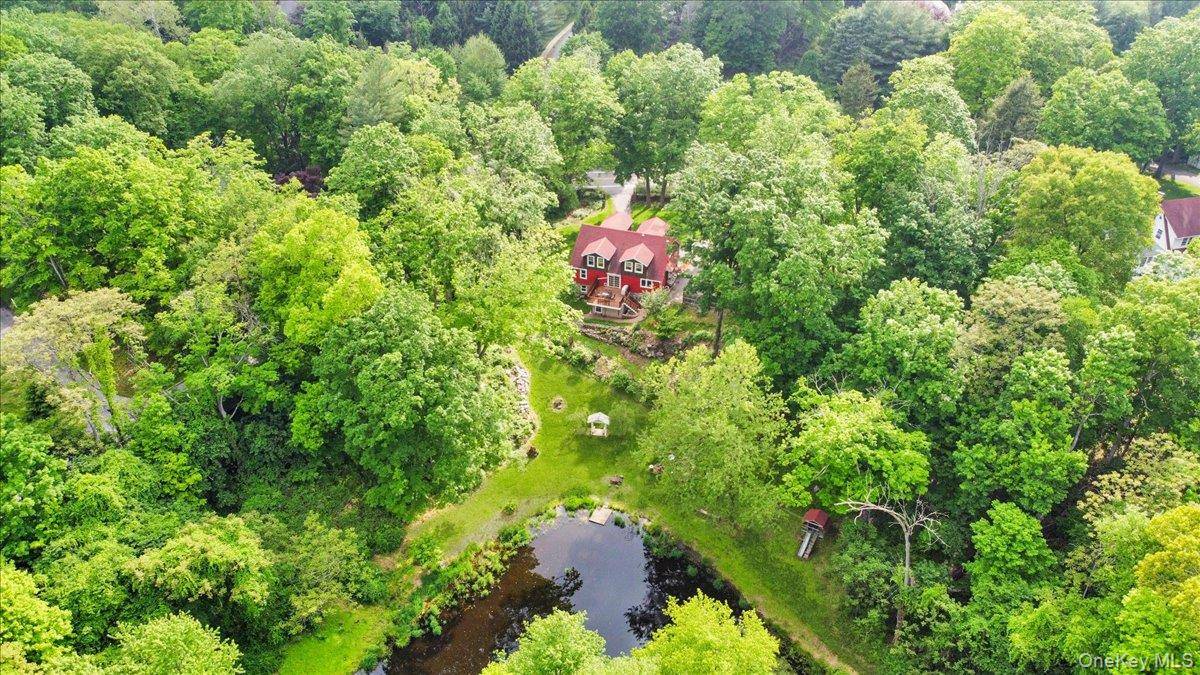 161 Goldens Bridge RD, Katonah, NY 10536