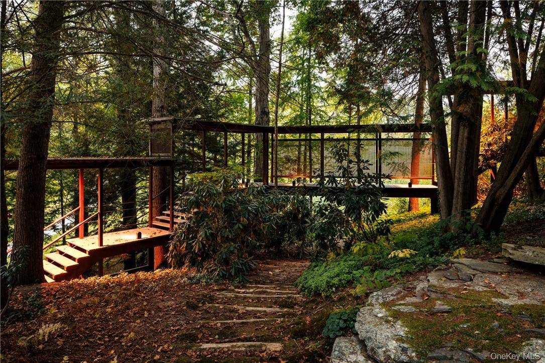 Address not disclosed, Rhinebeck, NY 12572