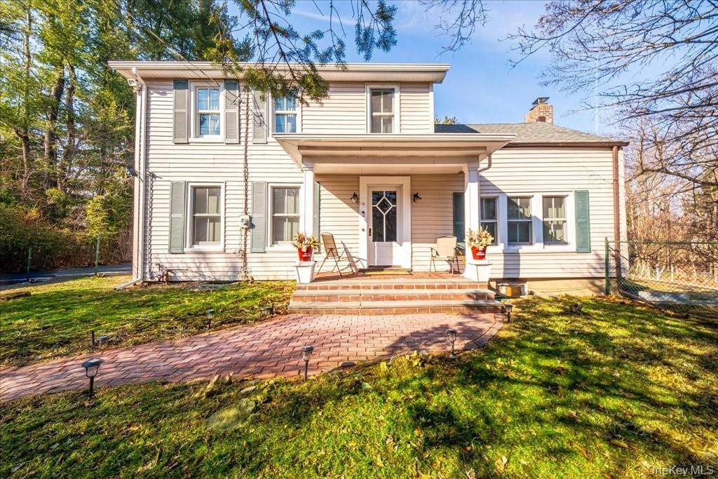 98 Pomona Rd, Suffern, NY 10901