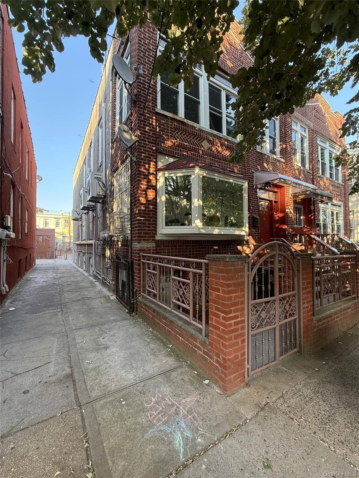 685 Essex ST, Brooklyn, NY 11208
