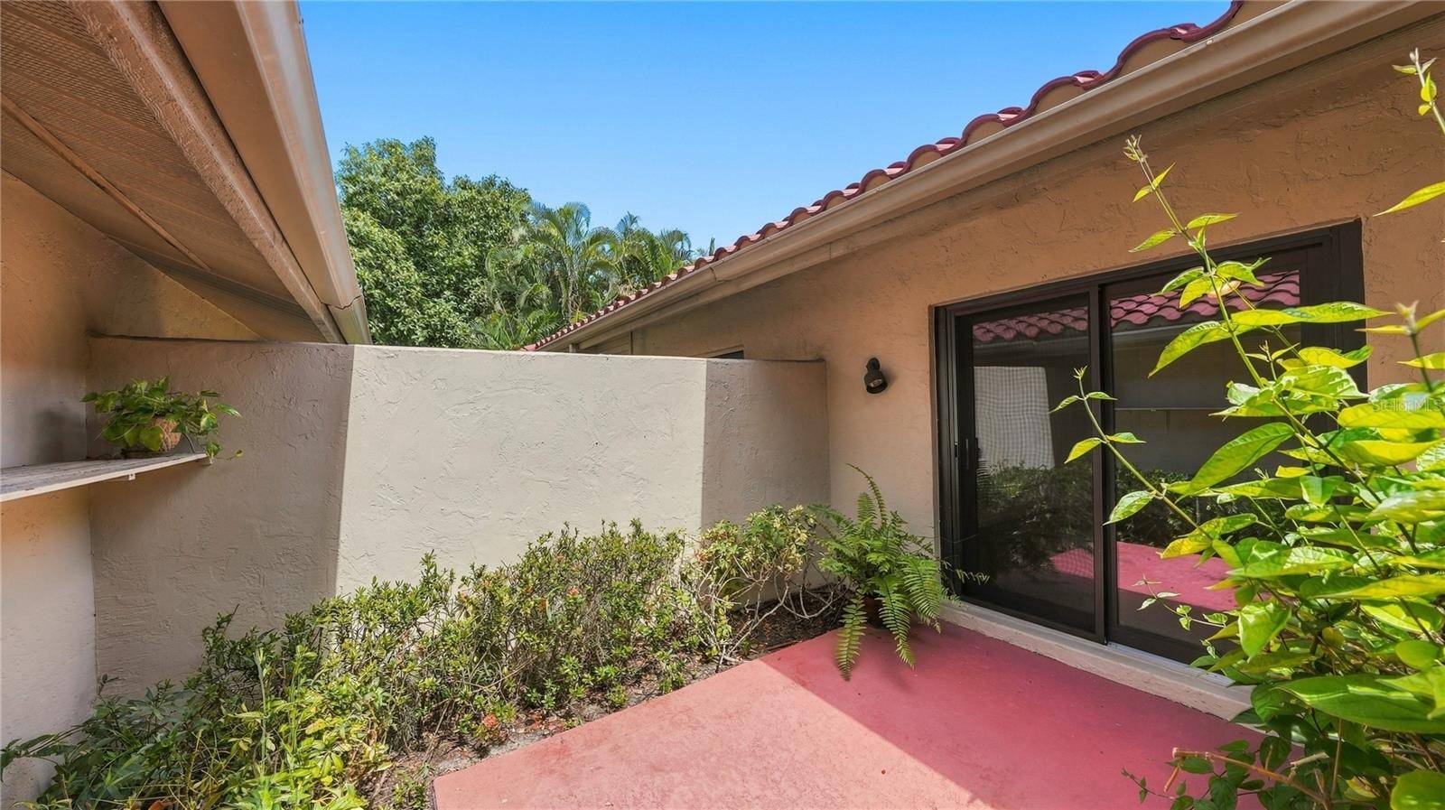4802 KESTRAL PARK CIR #22, Sarasota, FL 34231