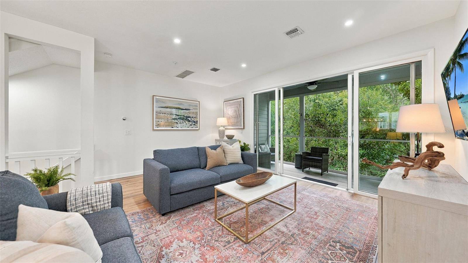 539 FOREST WAY #539, Longboat Key, FL 34228