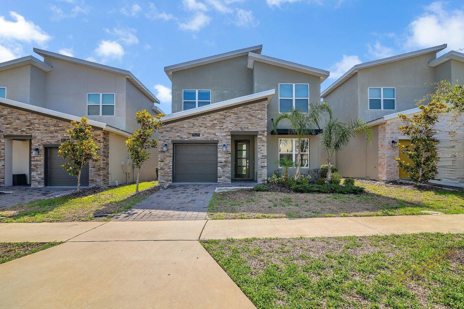 1025 LEADER ST, Davenport, FL 33896