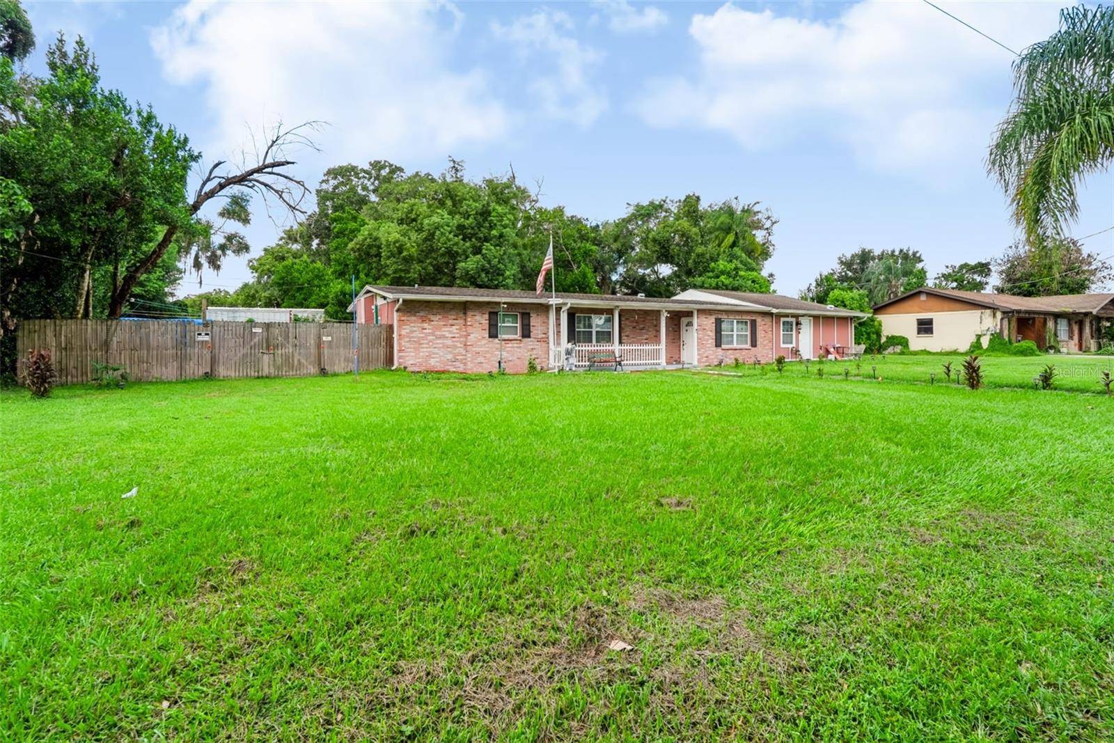2409 GIDDENS AVE, Seffner, FL 33584