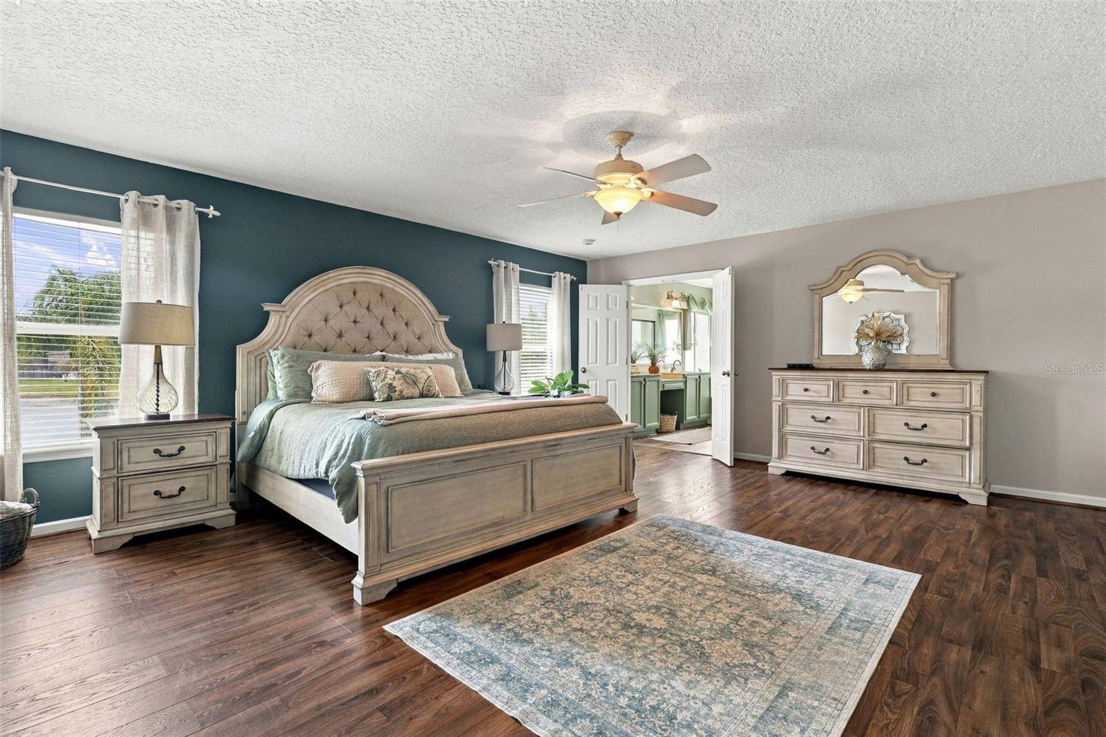 8 ANGELA DR, Palm Coast, FL 32164