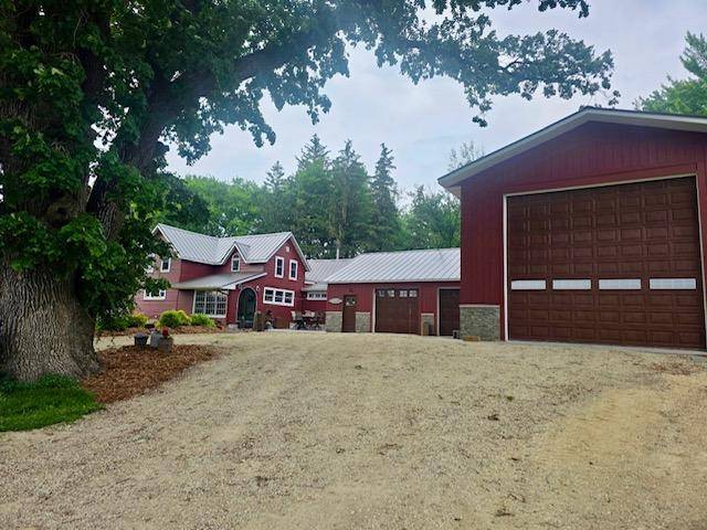 40580 Bow TRL, Nerstrand, MN 55053