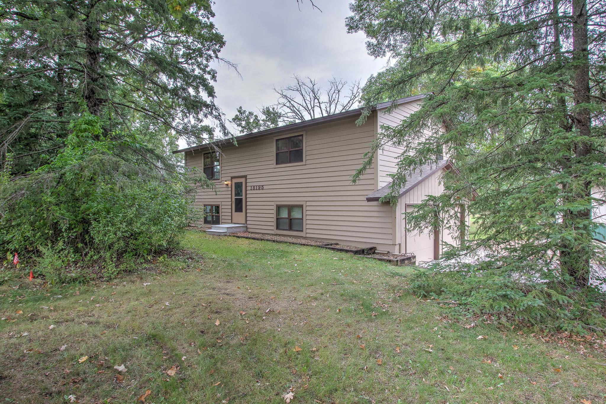 18195 152nd ST NW, Elk River, MN 55330