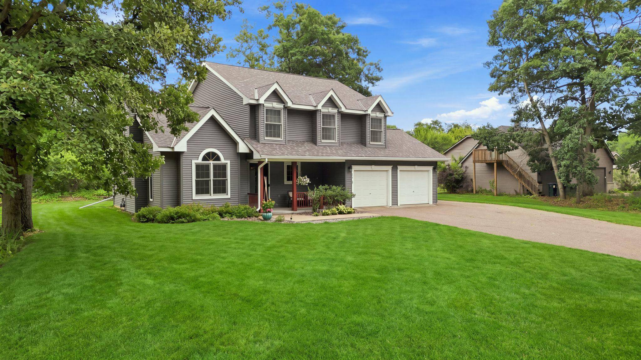 624 Galahad RD N, Hudson, WI 54016