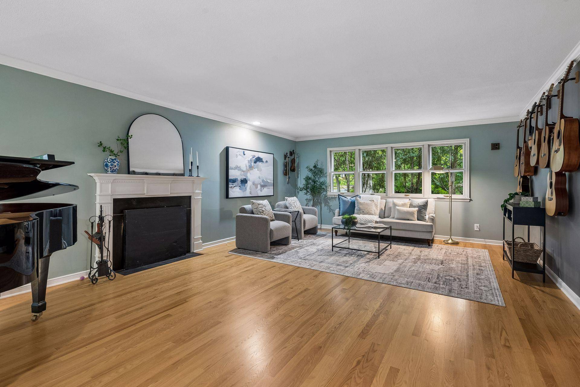 99 Forestdale RD, Minneapolis, MN 55410