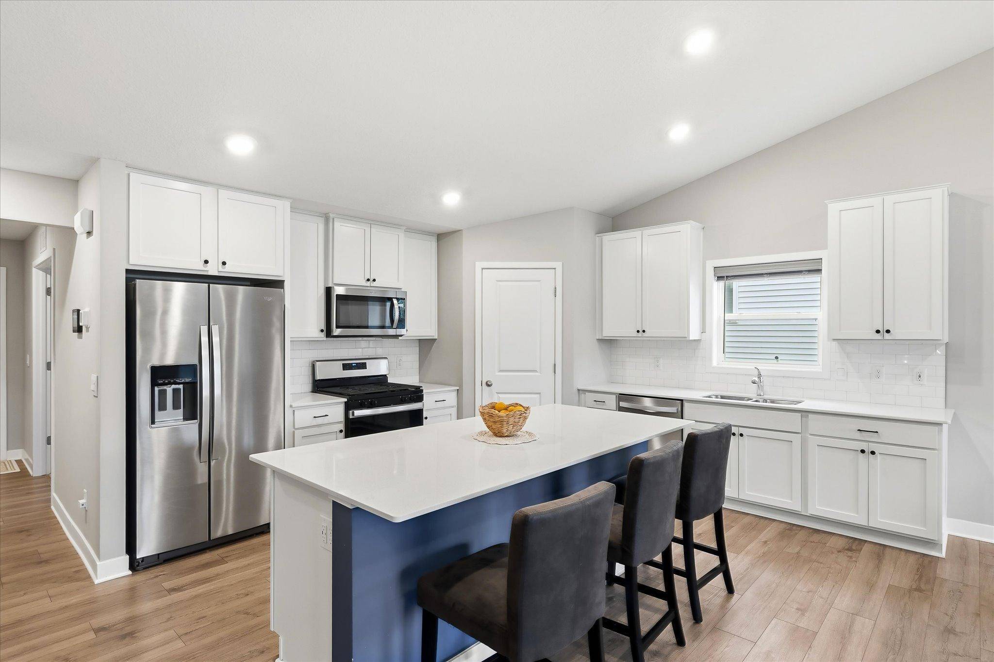18001 Hidden Creek TRL, Lakeville, MN 55044