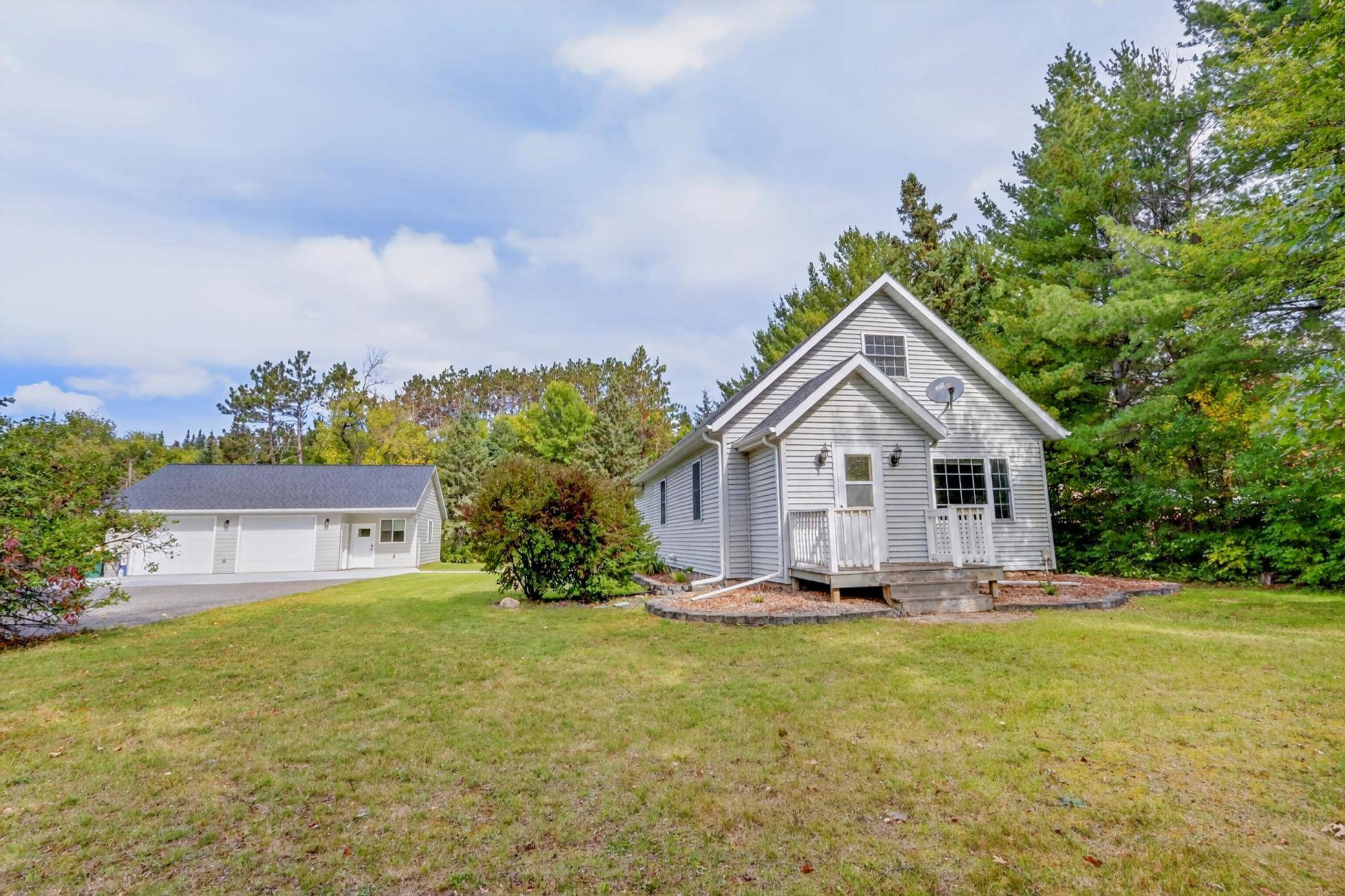 1029 Golf Course RD, Grand Rapids, MN 55744