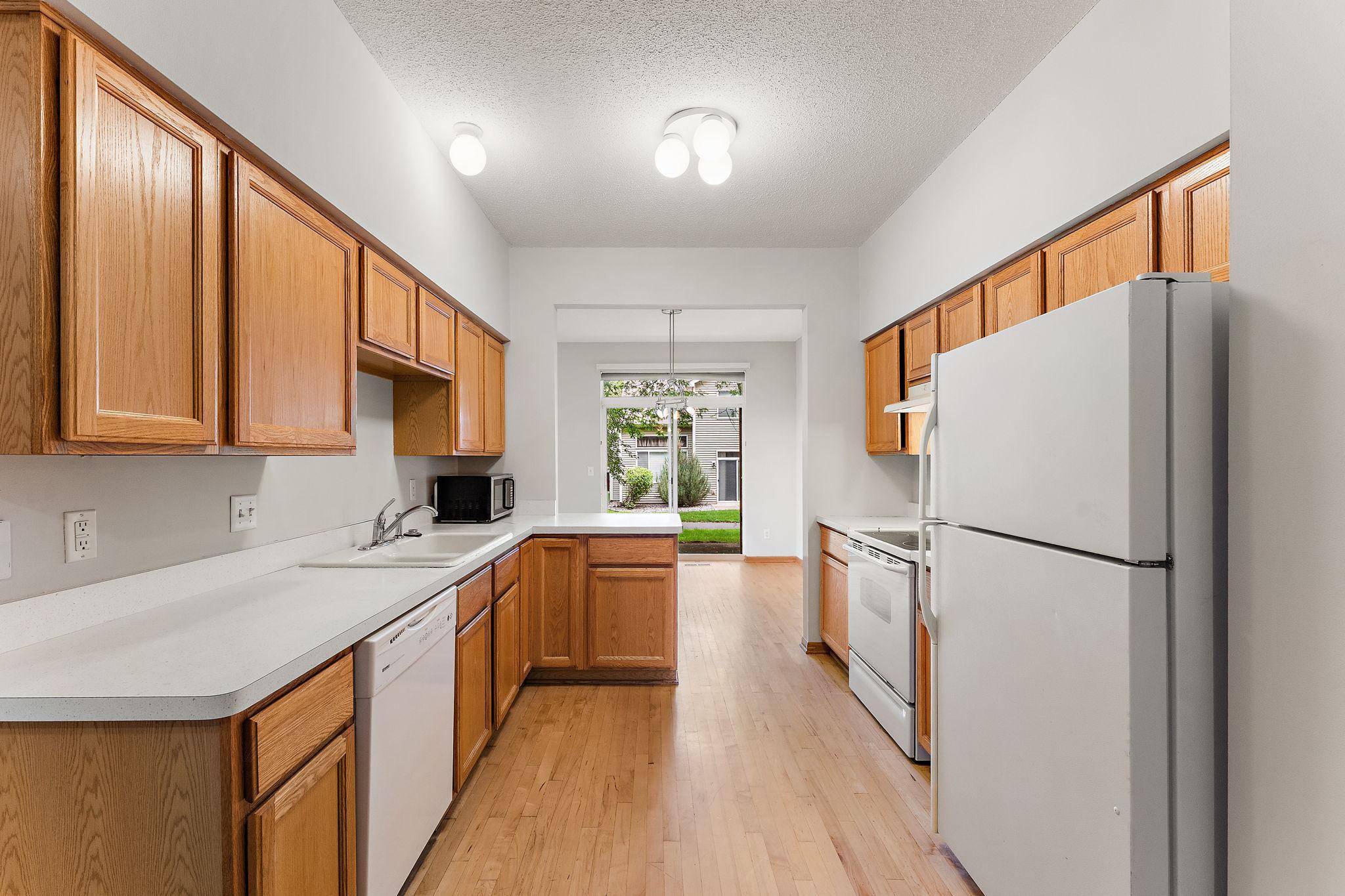 4179 Running Brook RD #2501, Eagan, MN 55122