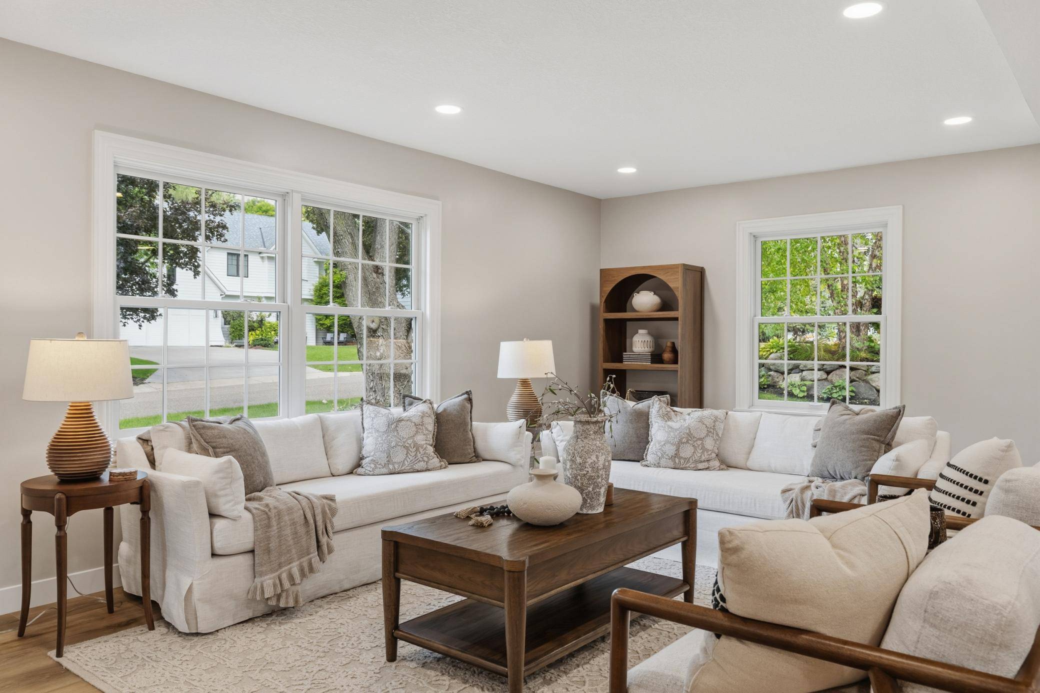 5613 Warden AVE, Edina, MN 55436