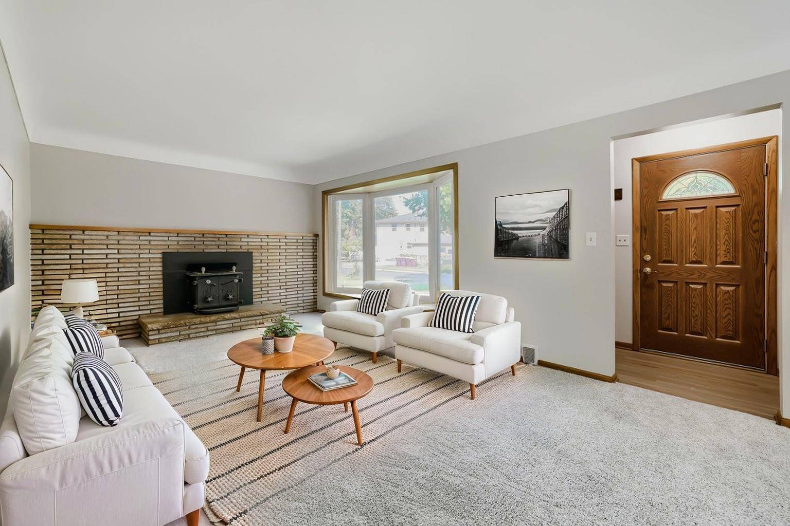 641 8th AVE N, South Saint Paul, MN 55075