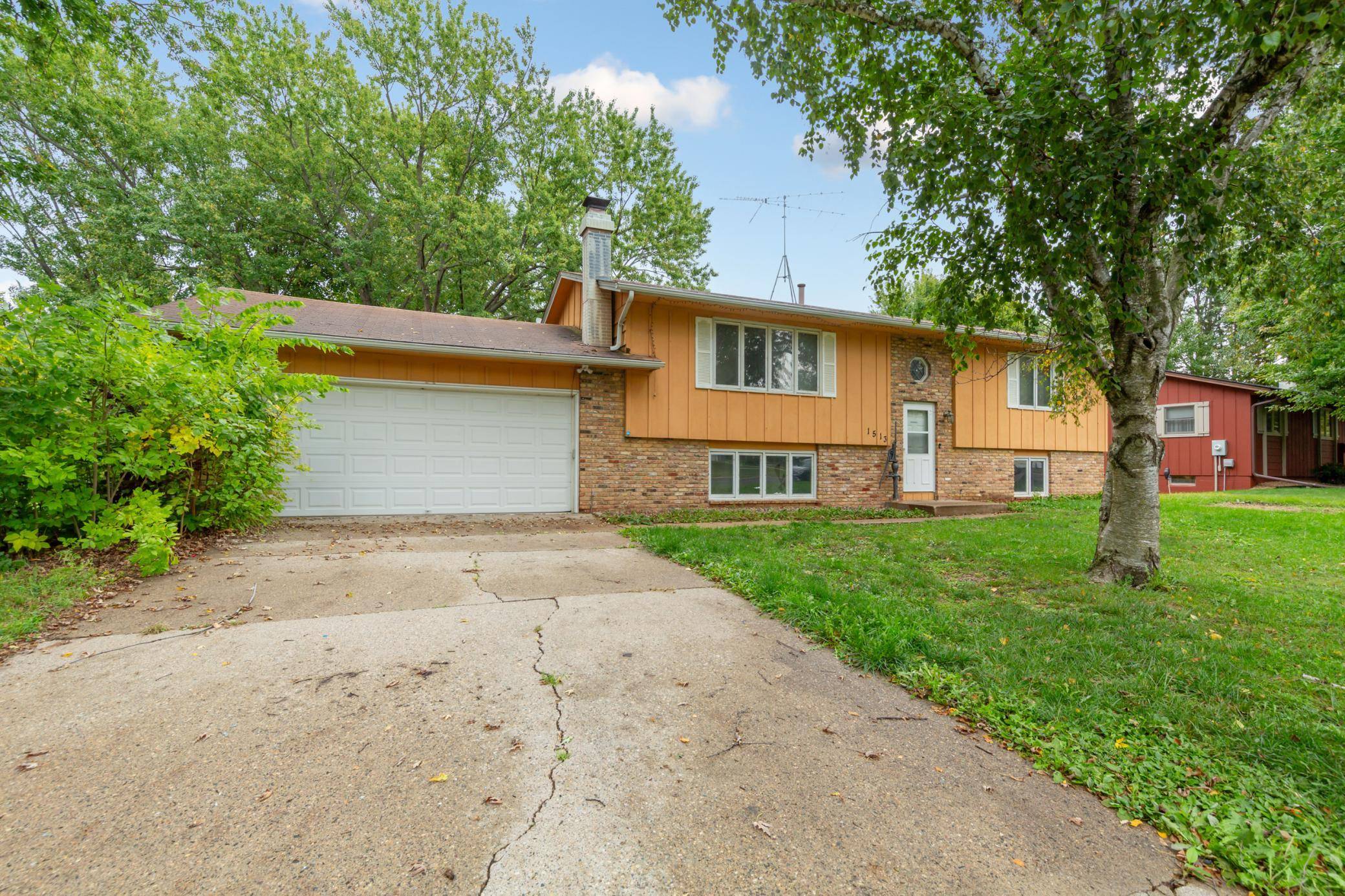 1513 Eisenhower CT, Northfield, MN 55057