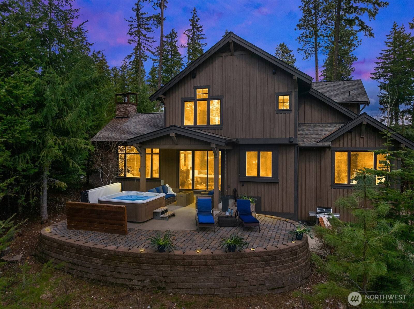 100 Black Nugget LN, Cle Elum, WA 98922