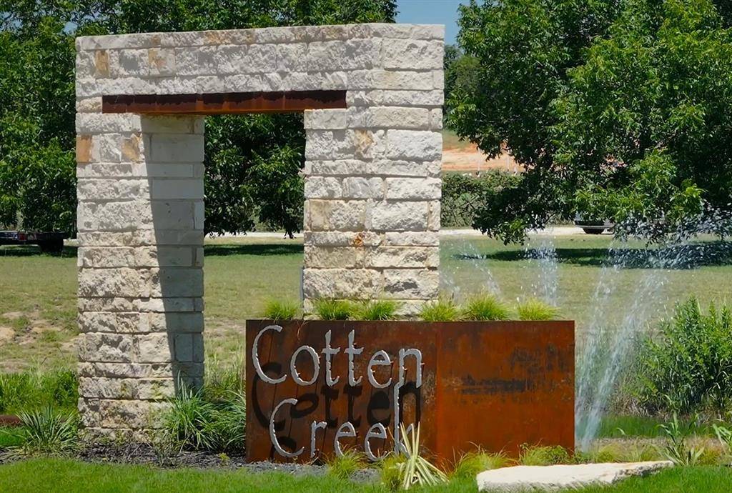 5004 Bluegrass Lane, Azle, TX 76020