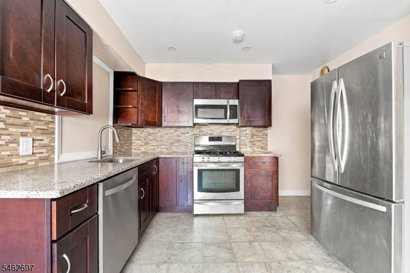 18 Memphis Ave, Belleville Twp., NJ 07109