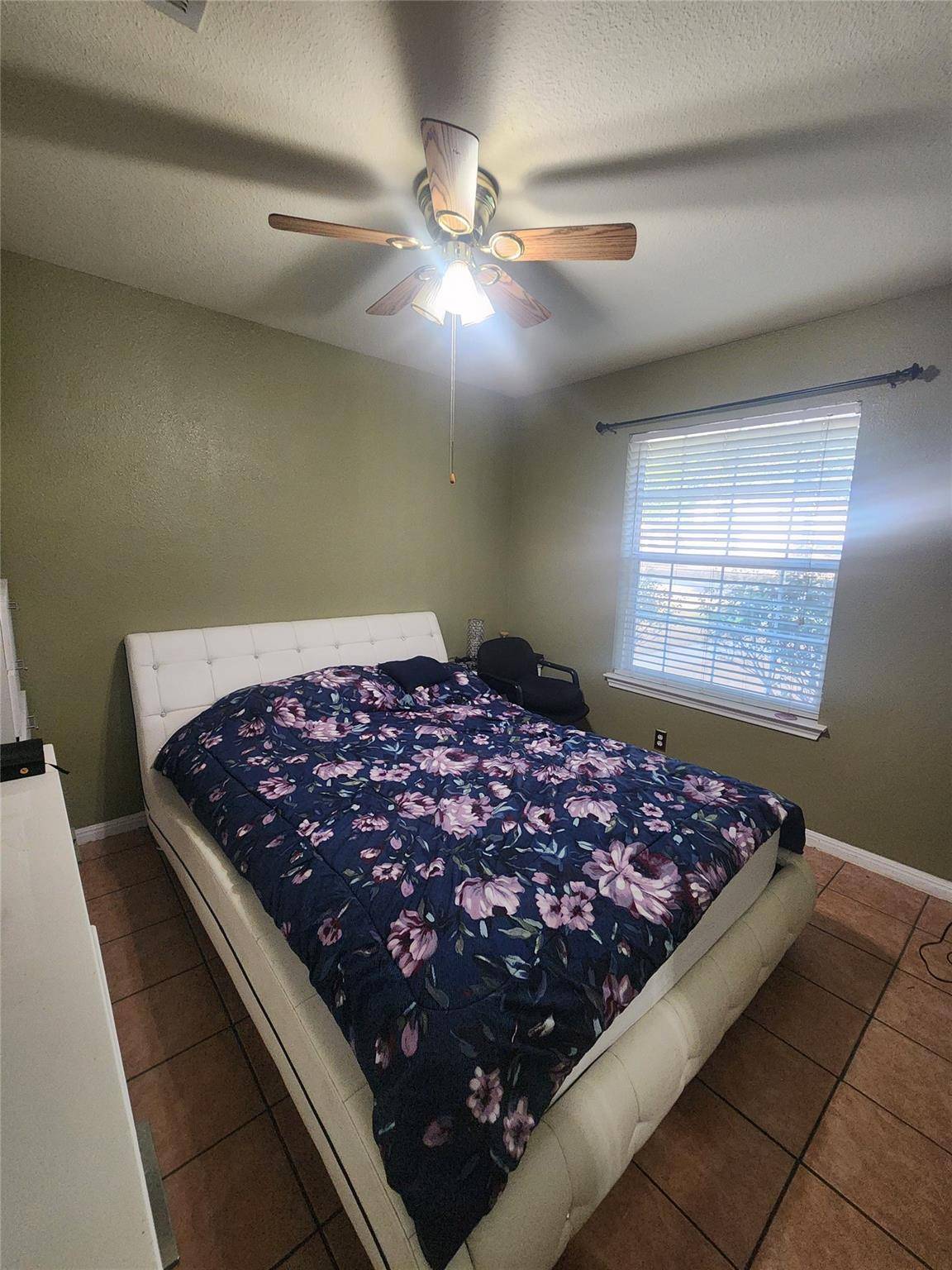 313 ESTATE DR, Hutto, TX 78634