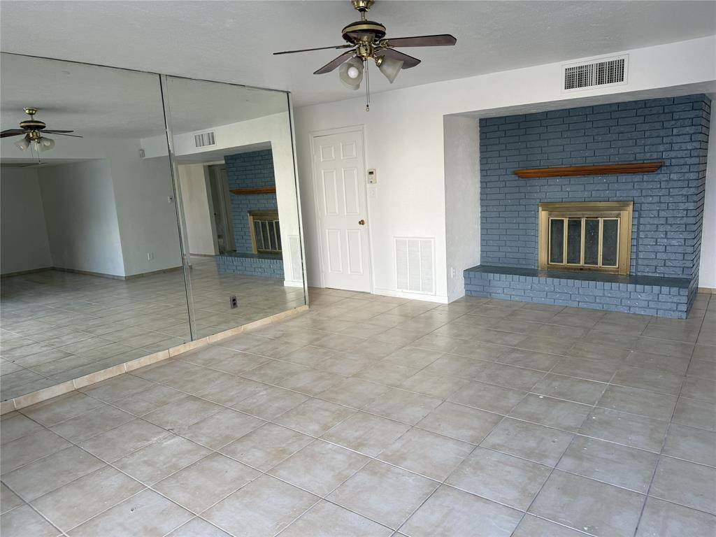 11634 Featherbrook Drive, Dallas, TX 75228