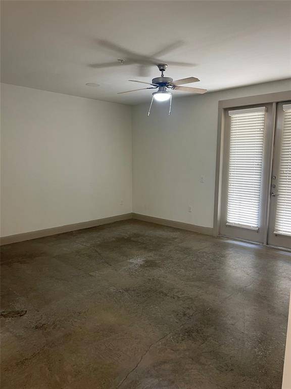 908 N Bishop Avenue #2-104, Dallas, TX 75208