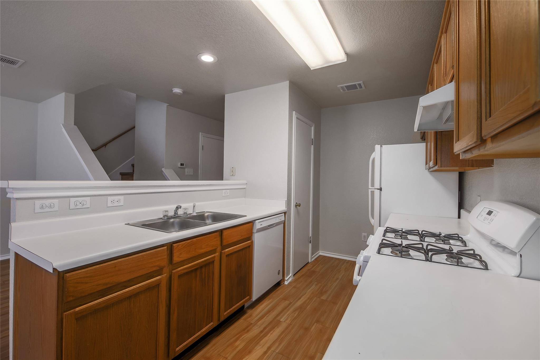 1005 Christopher Ave #A, Round Rock, TX 78681