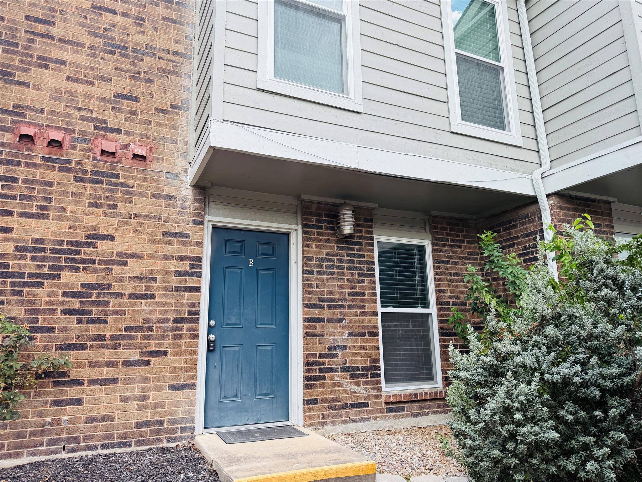 2018 W Rundberg LN #12B, Austin, TX 78758