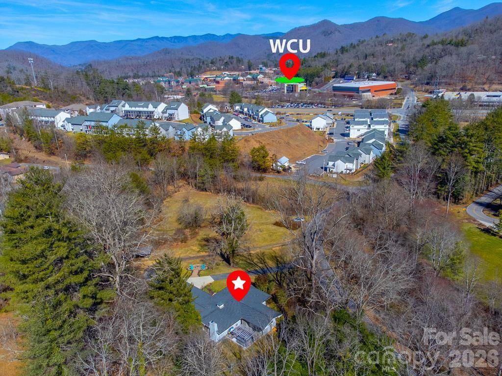 240 North Country Club DR, Cullowhee, NC 28723