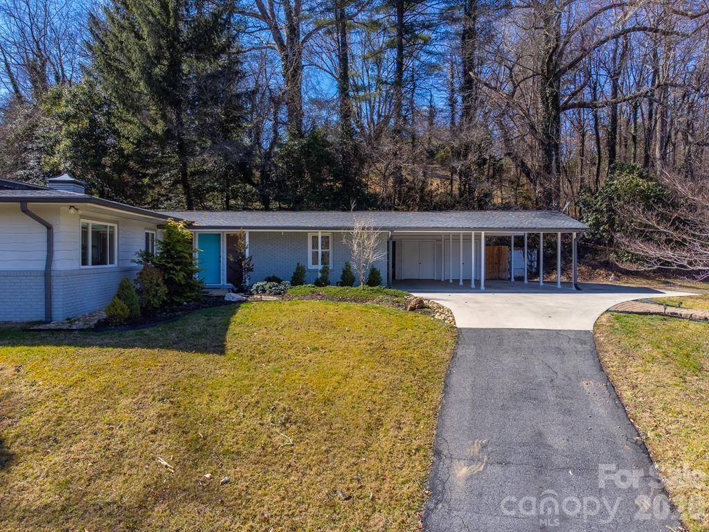 240 North Country Club DR, Cullowhee, NC 28723