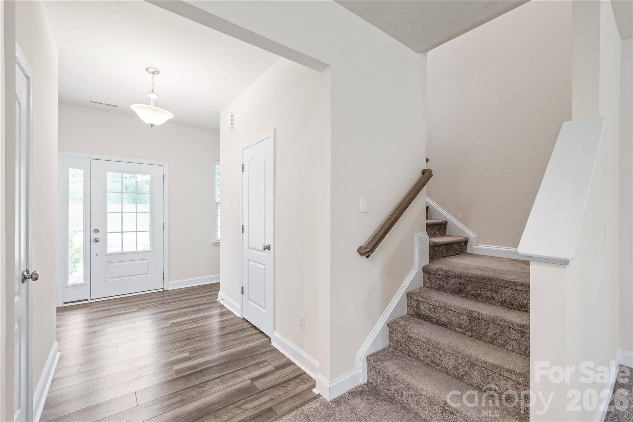 1043 Kalli DR, Matthews, NC 28104