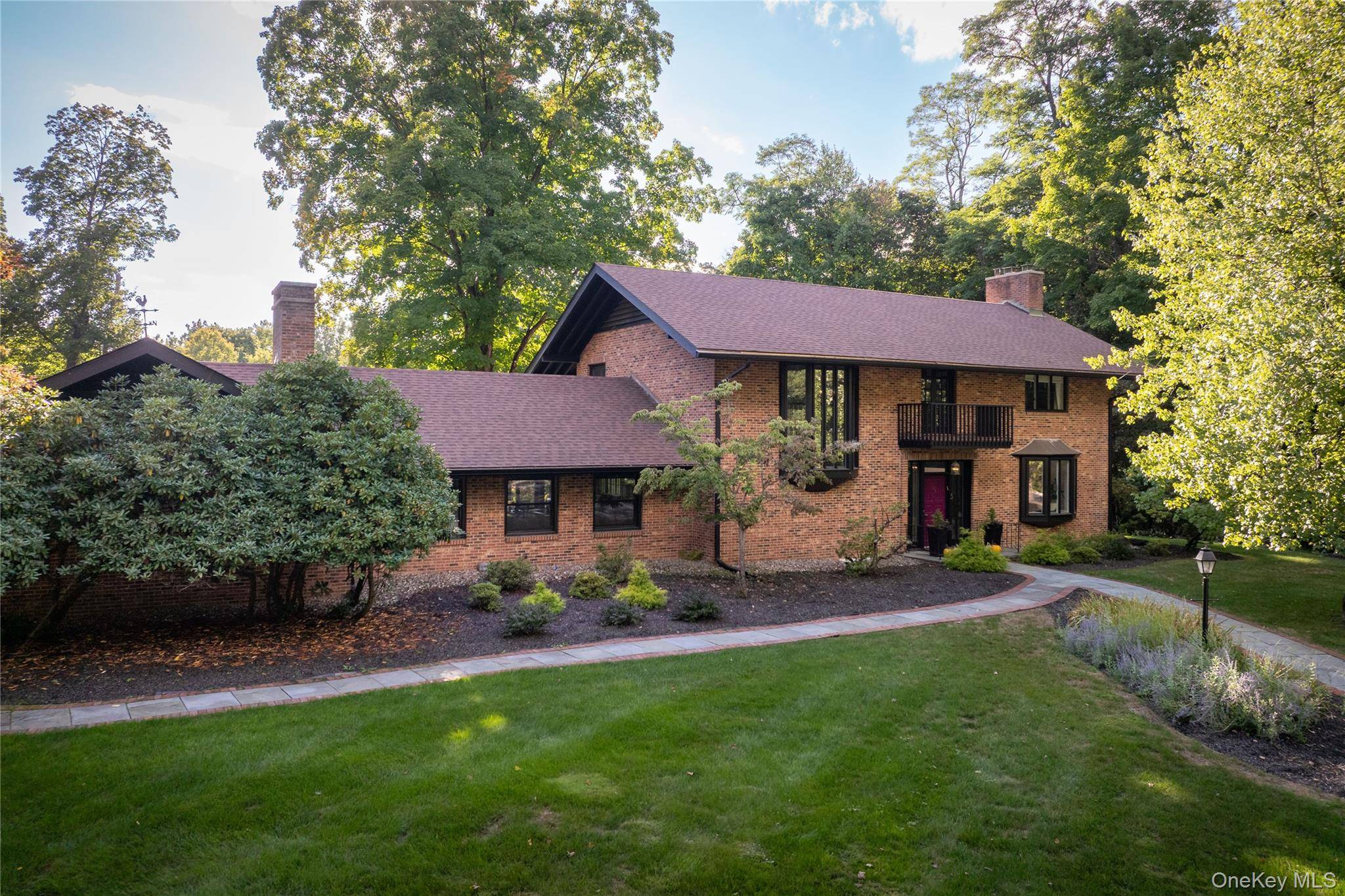 3 Gus Siko RD, Poughkeepsie, NY 12601