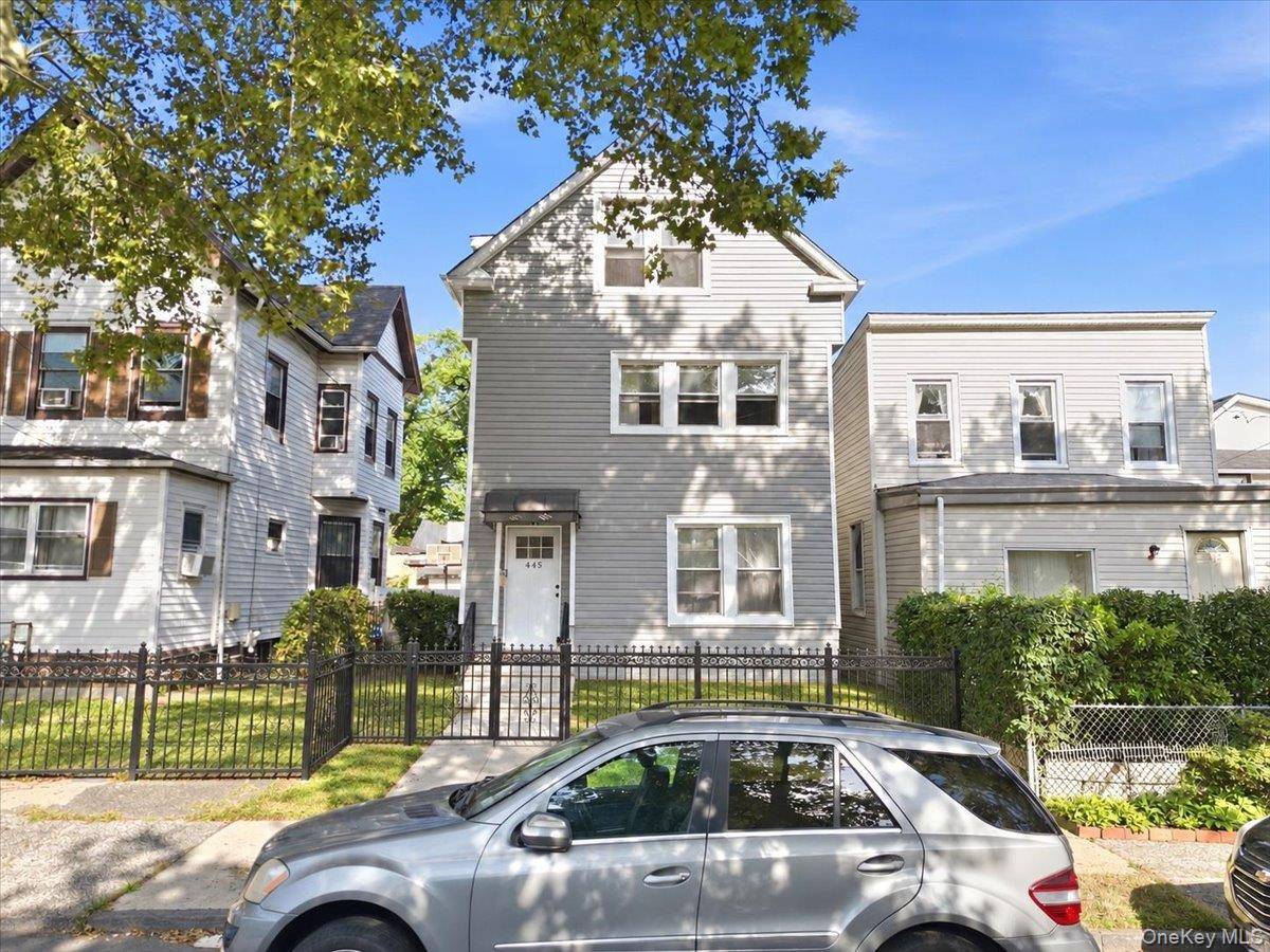 445 S 8th AVE, Mount Vernon, NY 10550