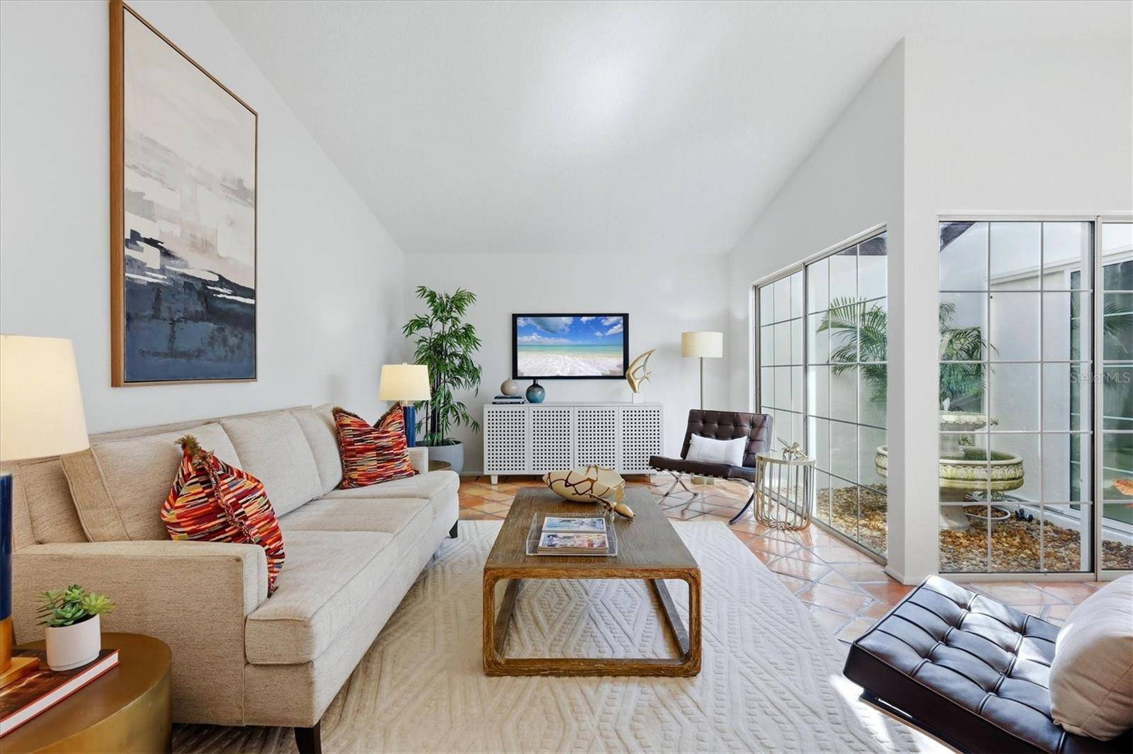3634 GLEN OAKS MANOR DR, Sarasota, FL 34232