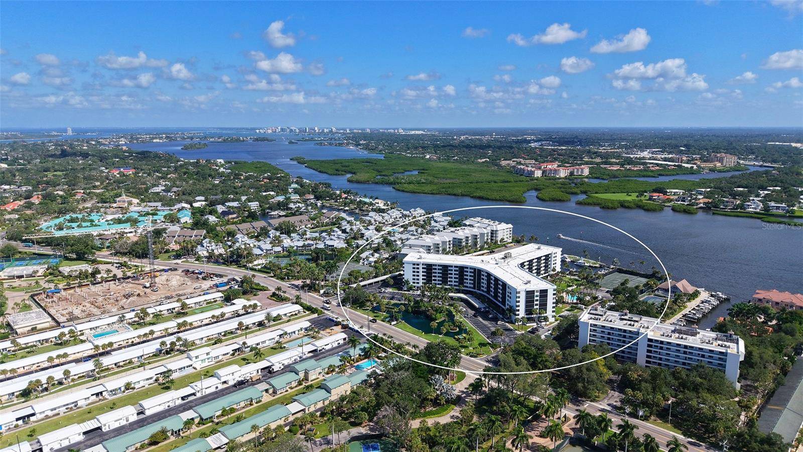 5855 MIDNIGHT PASS RD #605, Sarasota, FL 34242