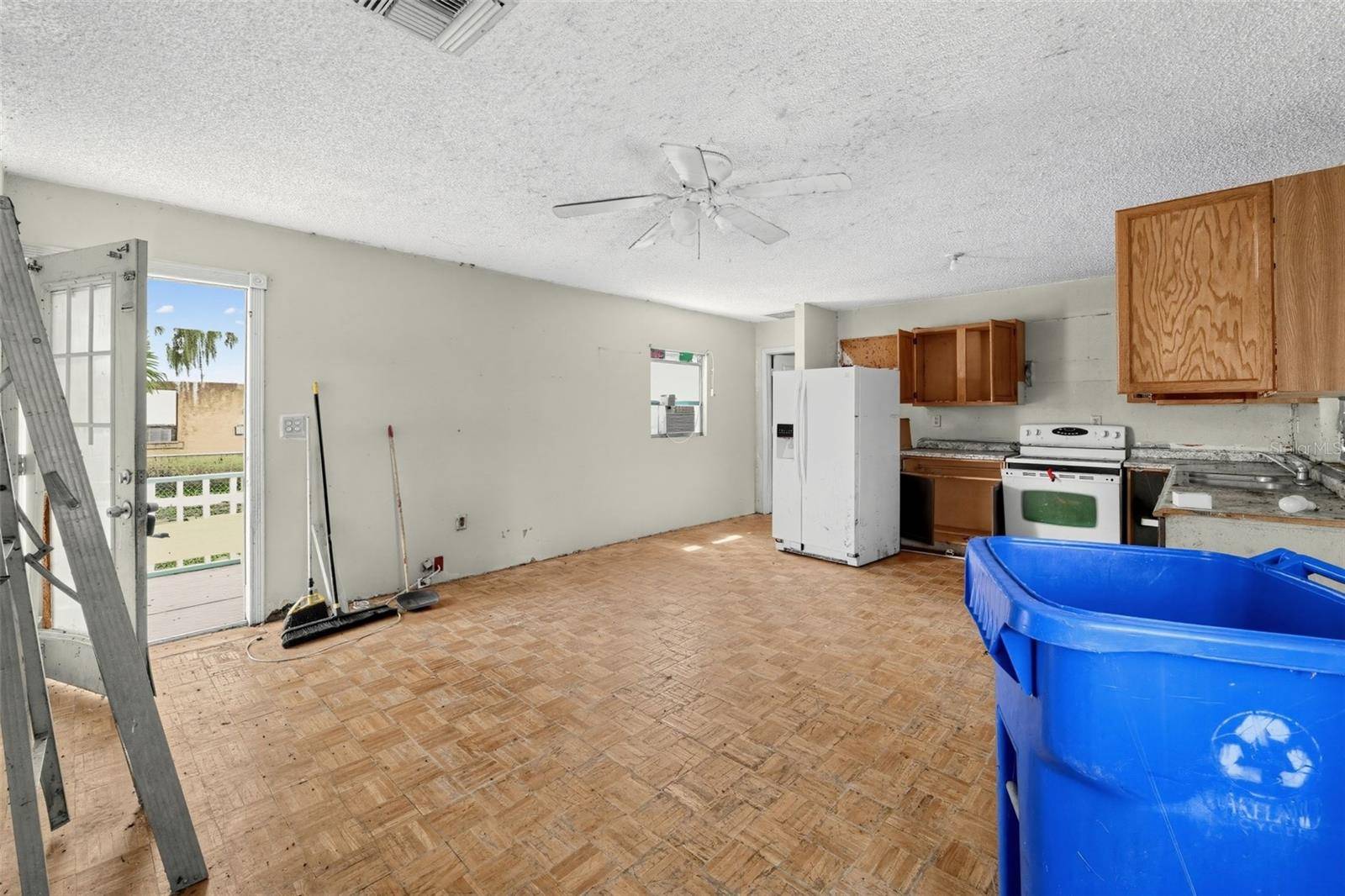 1048 N MISSOURI AVE, Lakeland, FL 33805