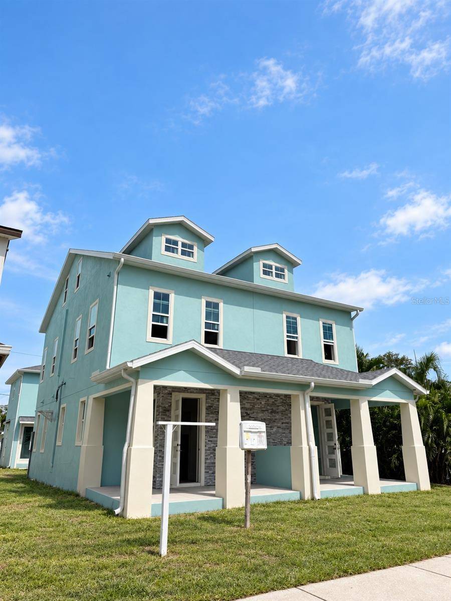 6177 1ST AVE N, St Petersburg, FL 33710