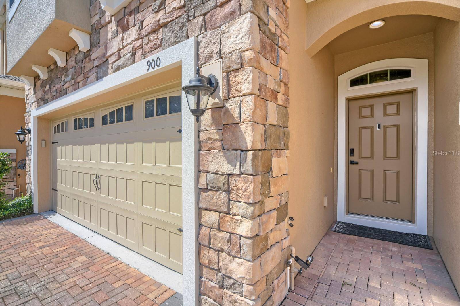 900 WALKERS GROVE LN, Winter Garden, FL 34787