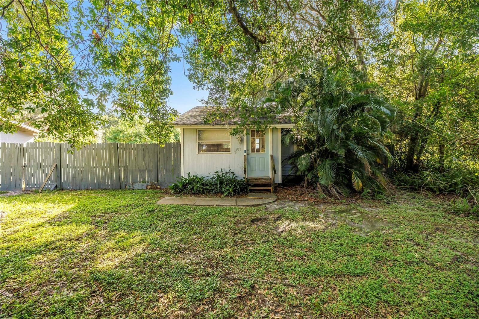 8911 SWAINE RD, Odessa, FL 33556