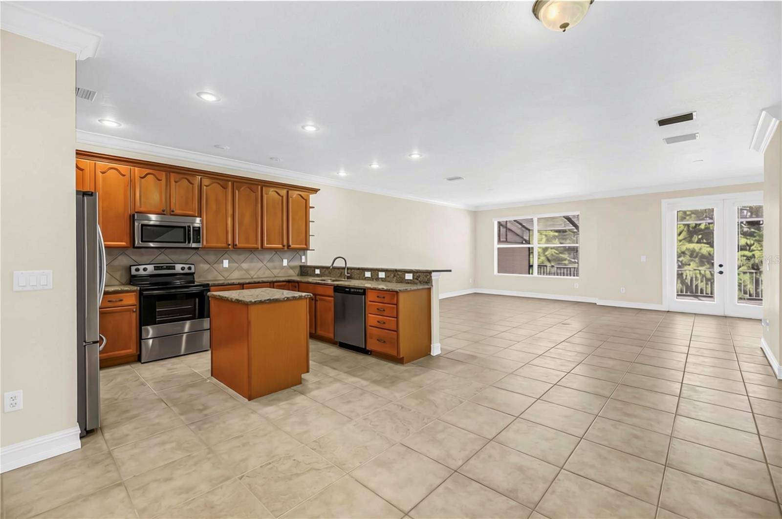 1344 RIBOLLA DR, Palm Harbor, FL 34683