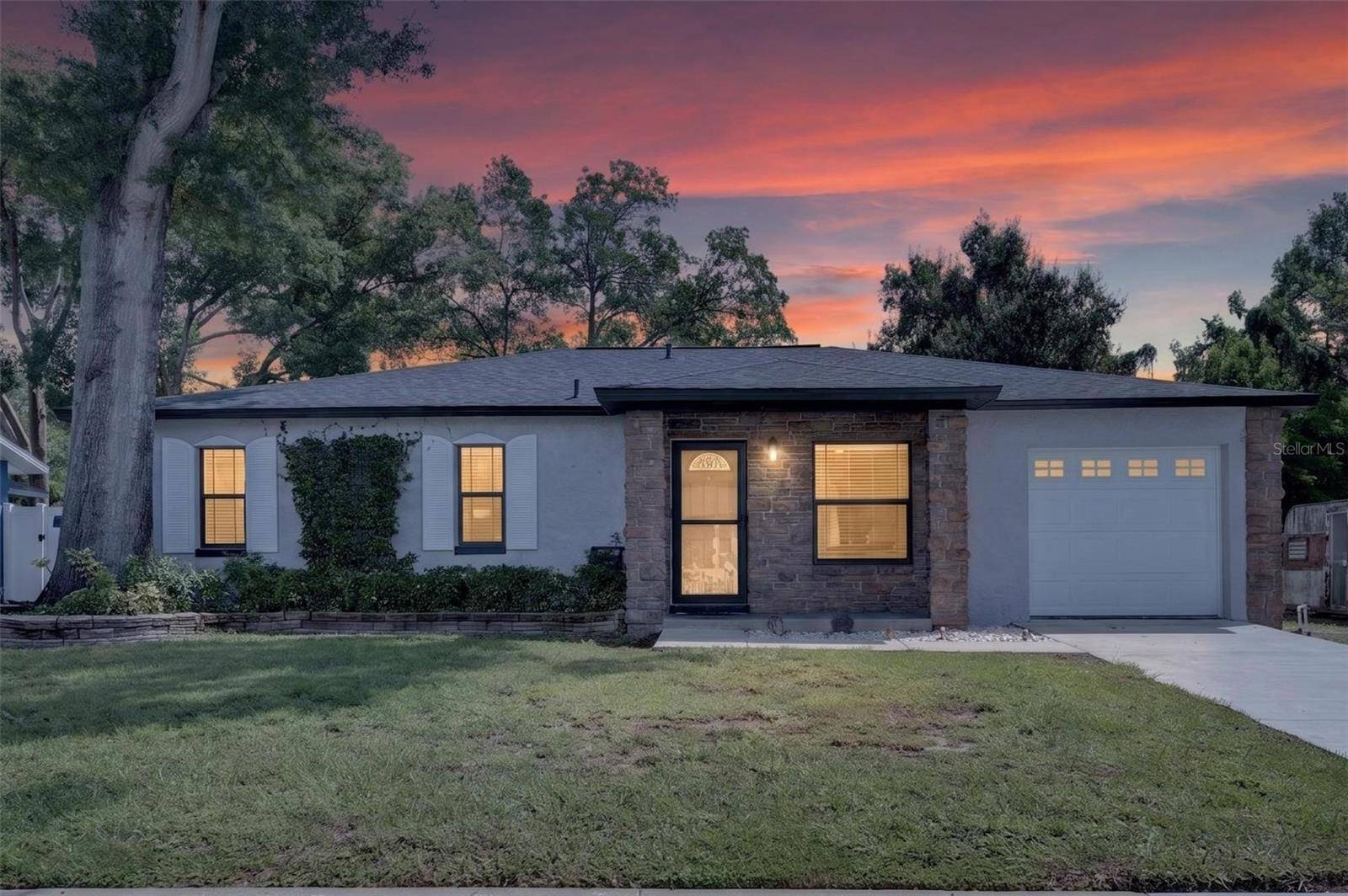 906 CUTLER DR, Seffner, FL 33584